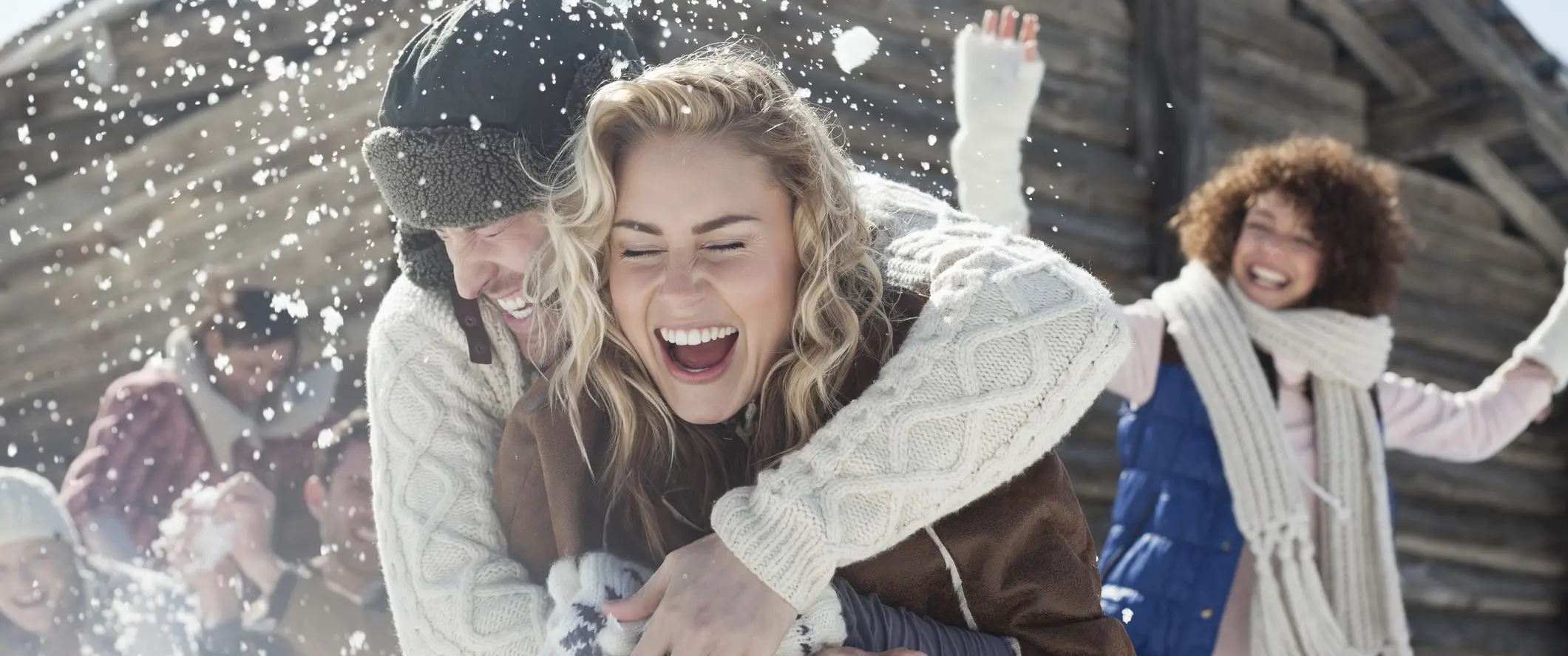 frau-und-mann-im-schnee.jpg