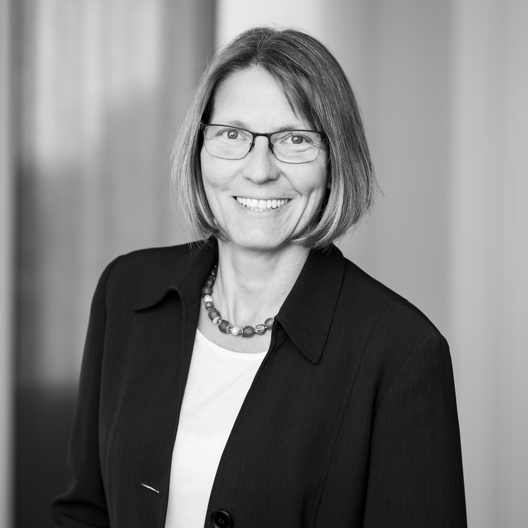 Dr. Christiane Halbsguth